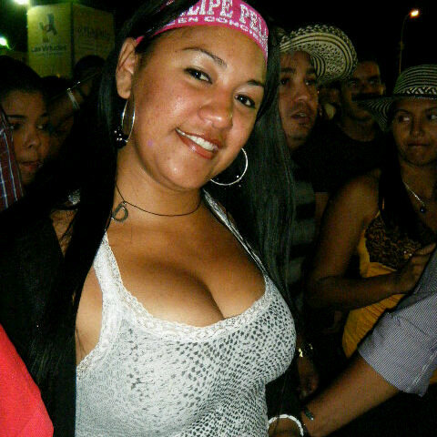 Doriana_29's profile picture. ♥Te Aferras Al Miedo De Fracasar, Si No Lo Intentas Jamas Lo Sabras La Vida Te Enseña a Arriesgar♥ No Importa Si Ganas o Pierdes Lo Importante Es Superarse♥