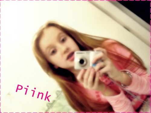 PinkFunny's profile picture. 