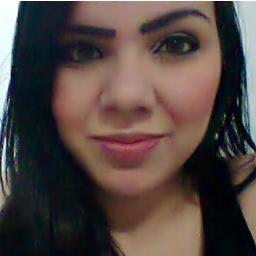 Sou uma menina.Eu exagero.Eu brigo.Eu subestimo.Eu penso sobre tudo. Eu sonho alto.E quando eu digo que amo, eu não estou mentindo.