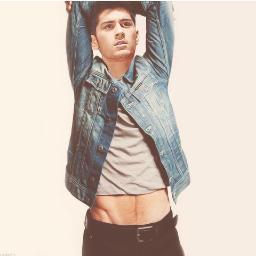 @zaynmalik
just close your eyes and enjoy the roller coaster that is life :) x
