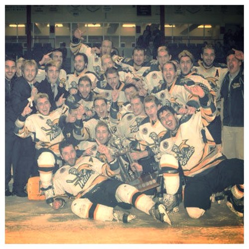 RobbieElmer's profile picture. 