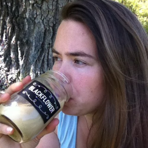 Klutzylutz's profile picture. I happen to know @gronumbulator. I've got a few kids.