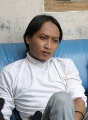 Jalani hidup dgn penuh sabar. n tabah