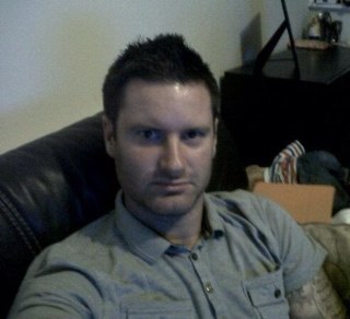 My daughter and son are my life. Stone roses, kasabian, football and golf. Company director and Luton Town fan, 22B9ED93