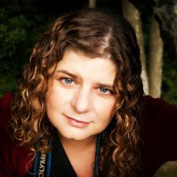Passionate about photography and writing. Editor-in-chief at doPAPEL, Packaging, Refúgios & Petiscos and Notícias da Floresta. Co-owner of Pixelpower.