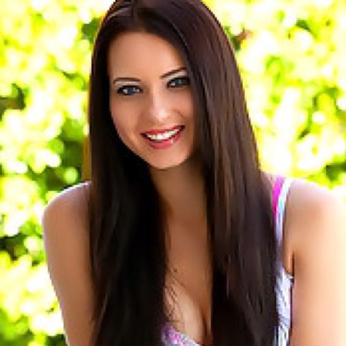 Sweet and shy girl with a naughty side ;-) model and science nerd!