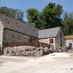 Bankend Farm is a group of self catering cottages and yurts. In a beautiful quiet location on the south of the Isle of Wight. Accommodation from 2 to 8.
