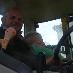 Aaron_Passey's profile picture. 50/50 sharemilker, Feds Tararua sharemilker chair and father of three little girls and finally one little boy.