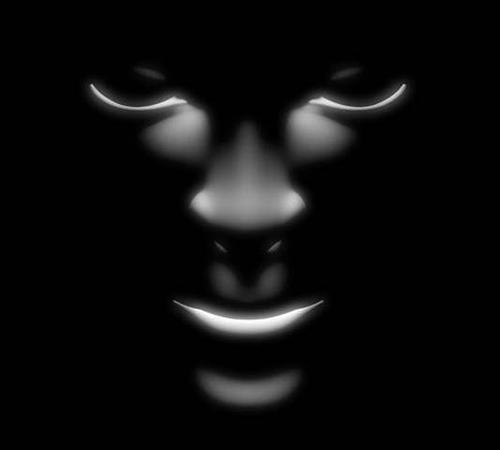 Youtuber sur xbox qui fais des vidéo sur des jeux diverses avec plusieurs concepts sympa !  Compte principal Twitter: CuRe_ViPeRz