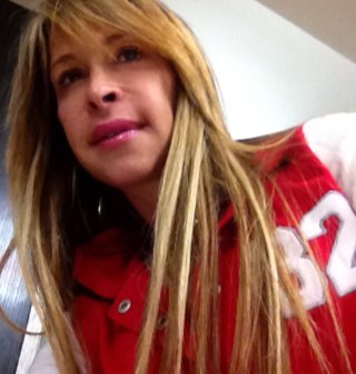 miafymiafy19's profile picture. 