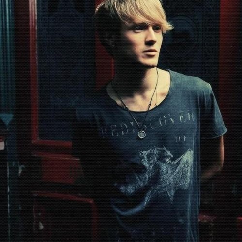 Mcflyisforeverx's profile picture. Fan Page for lanaaaa