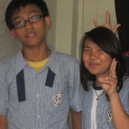 I'am Juanny Avelia. Please just mention me to follow back. thanks :) and follow me back i not will unfollow you ..