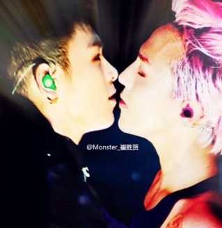 นุ๊กนิ๊กนะคะ นุ๊กน่ารัก นุ๊กไม่กัด นุ๊กเป็นกันเอง ฟอลมาฟอลกลับ มีไรปรึกษาได้ นุ๊กรักบิ๊กแบงเป็นการส่วนตัว. ^___^