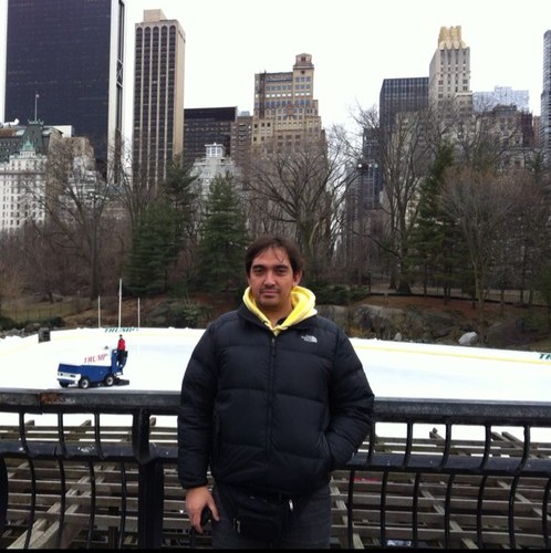 bsandov_g's profile picture. 