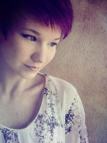 photography, art, fun and random... my life! lol I'm engaged to an awesome guy n.n I'm a vocalist and part bassist :) I love music!