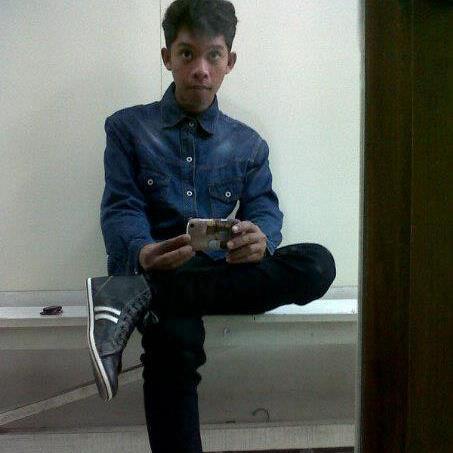 rijaldahlan's profile picture. Slalu berusaha tuk capai yang kita inginkan selagi ada kemauan dan kerja keras pantang mundur