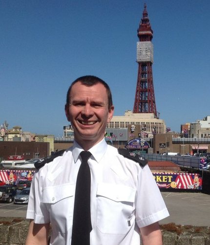 I’m Ch Supt Richard Debicki in charge of policing Blackpool and the Fylde. Please DO NOT report crime via Twitter, call 101 or 999 in emergency.