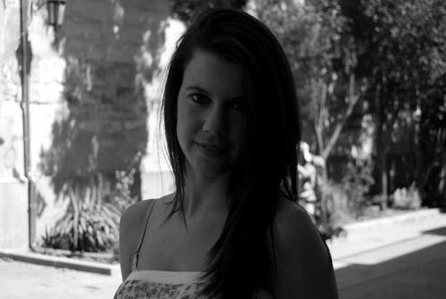 Maria5Cherry's profile picture. Yo tampoco se vivir, estoy improvisando.