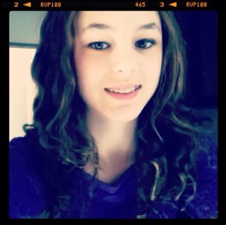 I love music, dogs, shopping and water skiing!