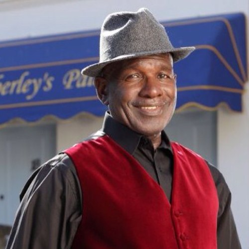 Yah mon patrick trueman here 12 inches of solid meat. Shagging 40 birds at once yah mon catch me in the vic doing coke in the toilets mon