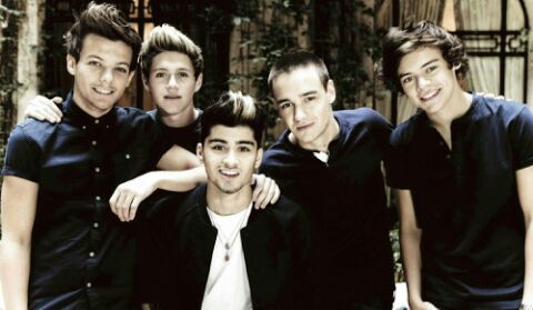 i luv to cheer. i luv to sing and dance. i am a 1d fan and also a fan 4 monster high. and last but not least i luuuuuvvv asu