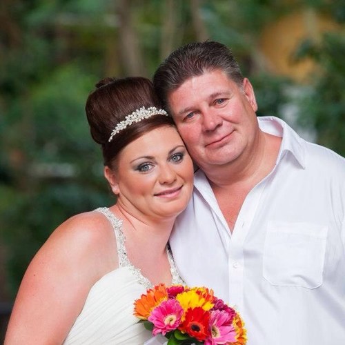 zoesturgeon's profile picture. what you see is what you get! xx