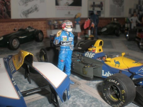 the Motor Museum in Miniature is a collection of over 400 model vehicles, all built by Rod and Ian Knott. See the models on facebook or on our website.