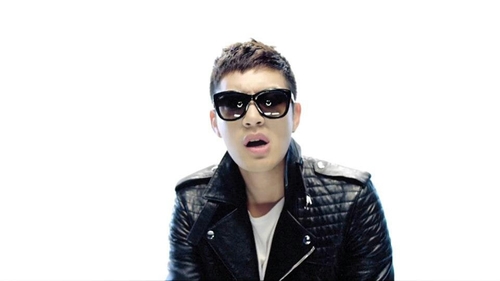 ชายเจ็ดจากวายจี มีดีกรีหน้าเด็กกว่าวัย พร้อมรับใช้ครับ(?)#84line#บอทฟอลกลับอันฟอลได้ตามใจ ^ ^ มายแฟม @CFfambotth