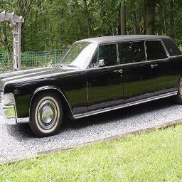 610-787-1649
                        Airport Shuttle,Personal Assistant &
Chauffeur Services 
We drive our clients in their car for a fraction of a Limo
& D