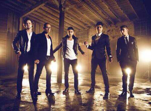Proud #TWFanmily member.. I post pictures of the boys. If yous have any suggedtions tweet me.0/6 #TheWanted #TWFanmily #FollowMe i follow back :) xx