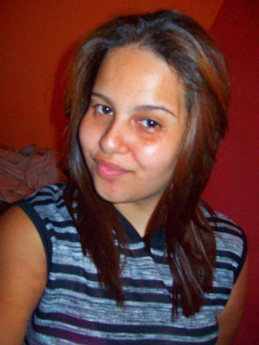 Sencilla, Humilde, Romantica, Trabajadora