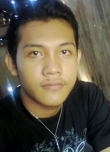 ''Jalani hidup dengan penuh rasa kasih''
http://t.co/vnzq8gMflN