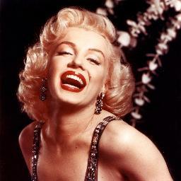 Tweeting all things beauty related. Share your #TriedandTested beauty products and #BeautyTips xx