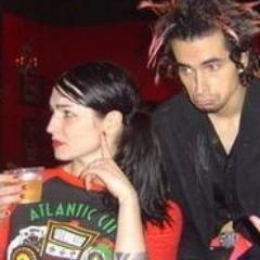 I'm Lindsey. Bassist for Mindless Self Indulgence. @JimmyUrineIzYou is my husband/best friend/soul mate, and our little princess is Rhiann Alexis. [RP]