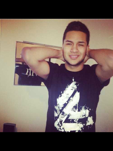 manuel_danuel's profile picture. Sres pase todos mis contacto para este nuevo el otro lo cerre.Me encanta la playa, musica,cine, y soy versatil...