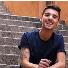 ϟ Ma le maschere che indossi non mi cambieranno mai...ϟ    Moreno_Emanuele_amici