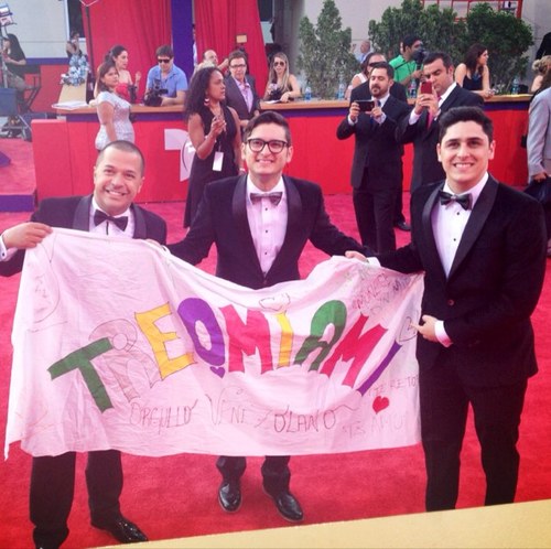 Grupo de fans miami de treo @d3mquotes @chuchojard @reymecier. Instagram: TREOMIAMI