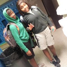 One Day I Wanna Travele With Famous People Lol Fr But Follow Me && I'll Follow Back Ima A Cool Person And Go Too -WCMS:))