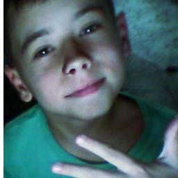 http://t.co/ffZJQP9Wq7                          

http://t.co/TyBuRo9ugW
- Seeeguem Lá , Sigoo de vooltaa ! Haahá rs