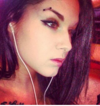 _danniiox's profile picture. YYC!