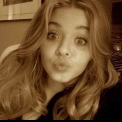 sasha. { rp } i'm alison dilaurentis on pretty little liars. 17. i'm fabulous.