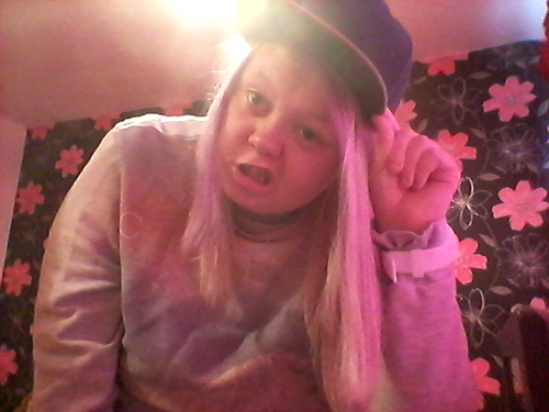 emma barber, 19, deaf & proud, addict to tattoos, adore my nephew and stacey(L)
