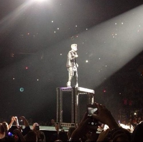 My Inspiration & My Everything. He's Amazing & Just Perfect ❤ @justinbieber

I love you. 
Follow me?