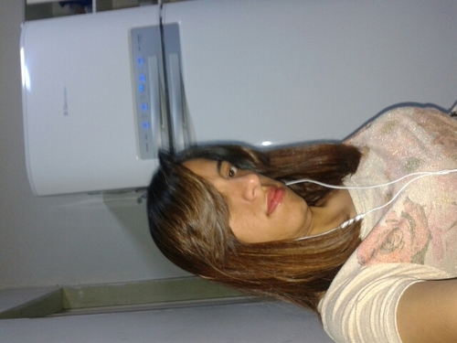 Catiucia_30's profile picture. 