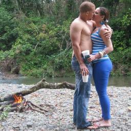 los momentos mas bellos de mi vida son los que paso a tu lado.TE AMO BEBA
