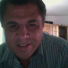 Sou uma pessoa normal,gosto do meu trabalho consultor,vendas,etc...