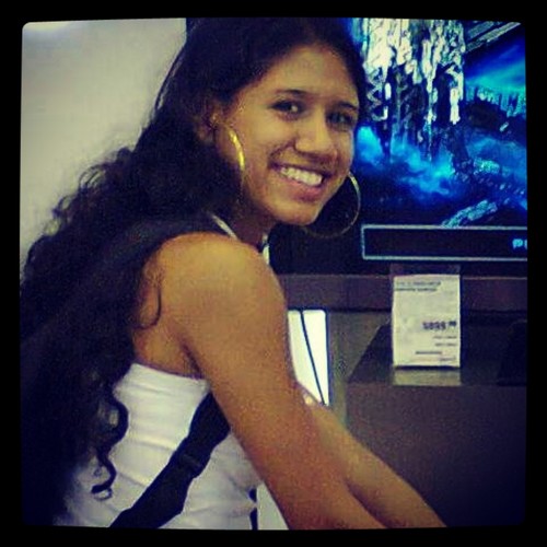 professora, Bailarina,19 anos, casada, mãe feliz.
http://t.co/eNzaDGW4Jh