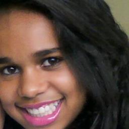 sou novinha adoro curtir a vida ... não tenho medo de errar so tenho  medo da vida passar pelos meus olhos e eu não poder fazer nada