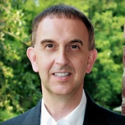 Author of Paris Love Match. Lover of travel, skiing, fast cars, and his wonderful family.