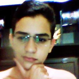 Se tudo, que eu sonhasse virasse verdade, viveria num mundo cheio de sonhos e alegrias, que pena que não! mas a vida é assim!!